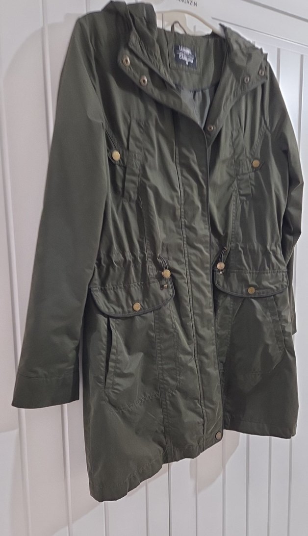 Mevsimlik Kadın Yağmurluk - Görsel 4