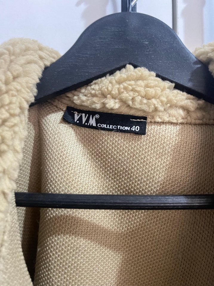 Bej Kadın Peluş Yelek - Görsel 2