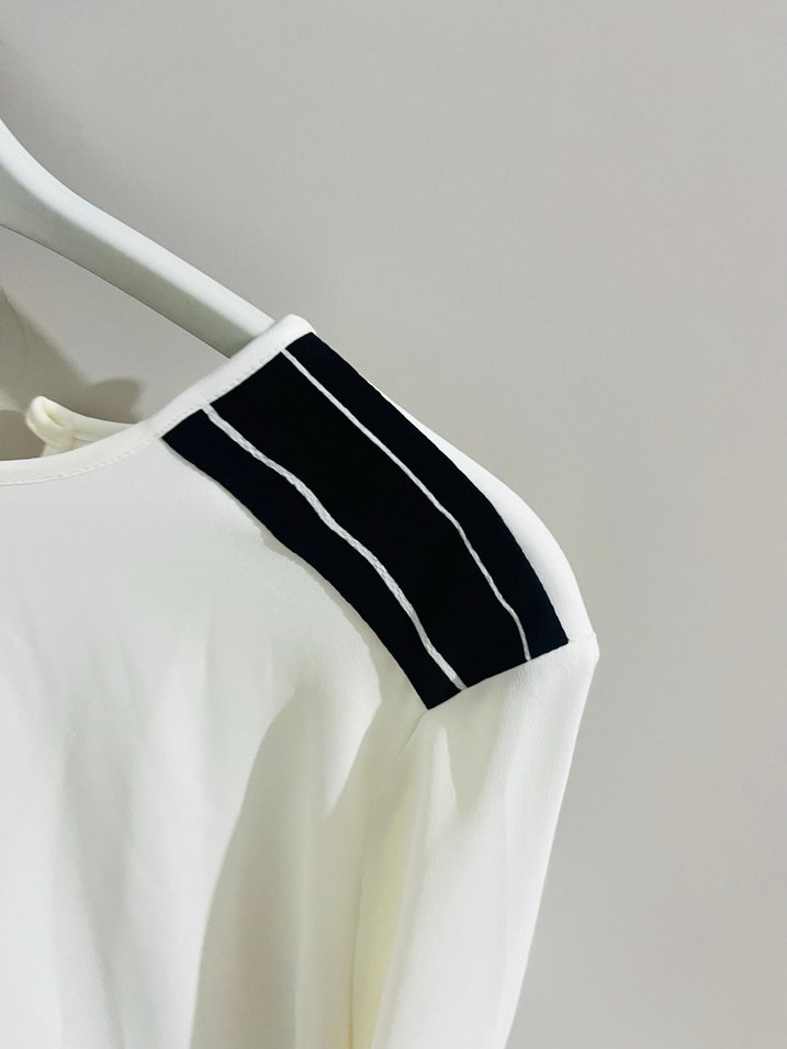 Beyaz Uzun Kollu siyah şeritli kadın gömlek tunık - Görsel 3