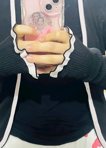 Fırfırl siyah midi boy ceket - Görsel 2