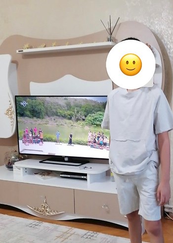 Diğer Beyaz Dekoratif LED AYDINLATMALI TV Ünitesi