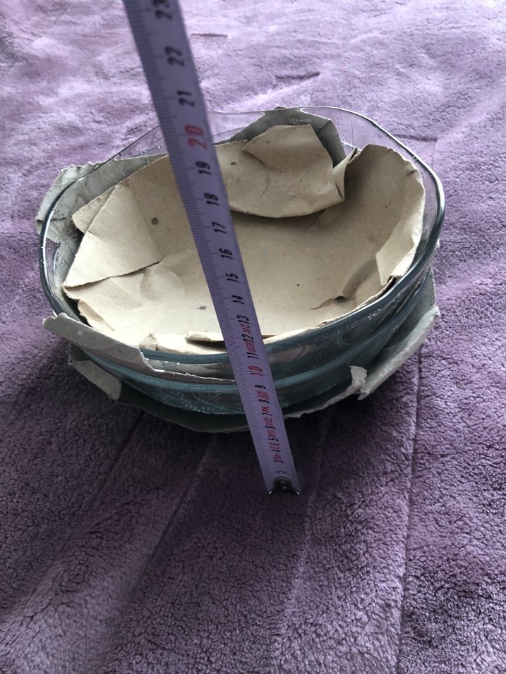 Gri Çağdaş Tarzda Şeffaf Tabaklar - Görsel 3