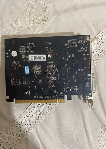 Ekran kartı 4gb rx550 - Görsel 2