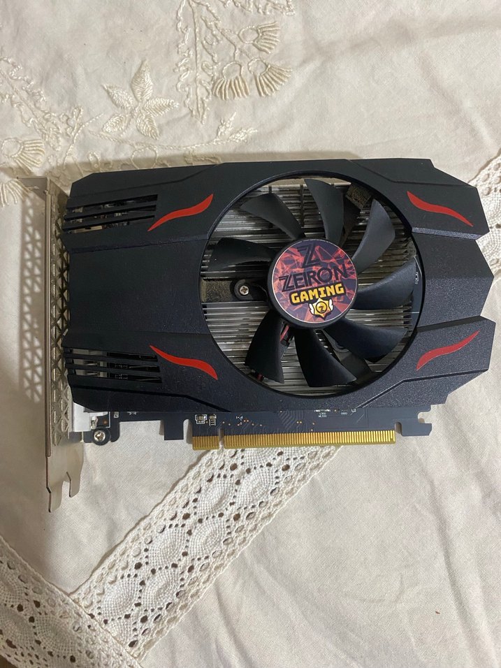 Ekran kartı 4gb rx550 - Görsel 3