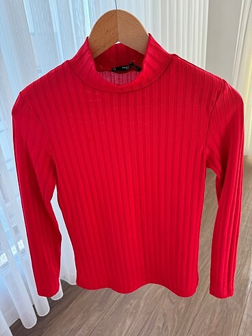 Kırmızı Bluz - Ana görsel