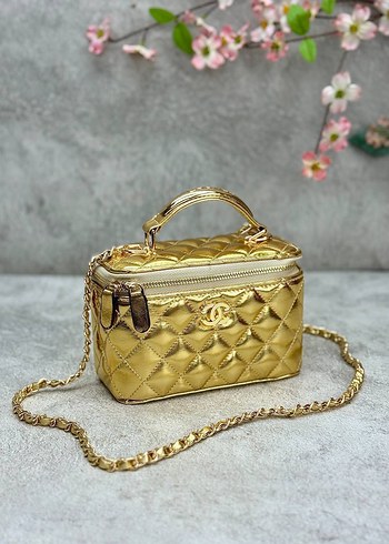 Beden 1. Kalite Chanel Siyah Deri Zincir Detaylı Kadın Çanta