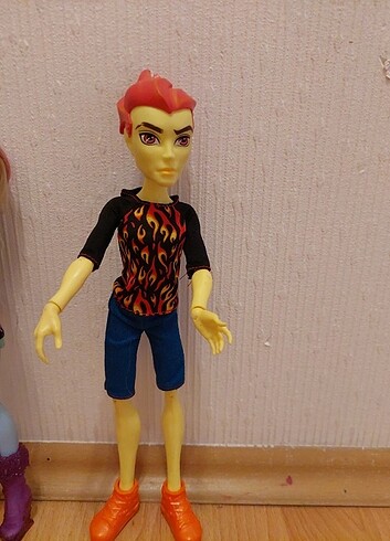 Beden Renk Monster high