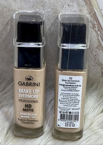 L'Oréal Paris Gabrini HD Matte Fondöten 01 Porcelain