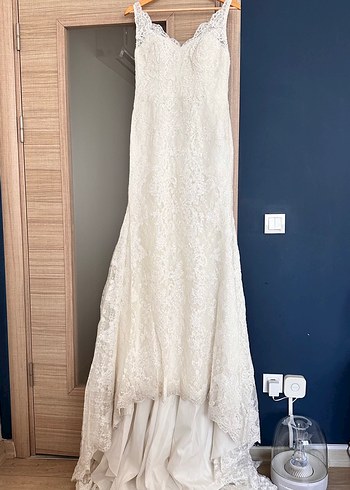 Oleg Cassini Güpürlü Balık Model Gelinlik - Görsel 3