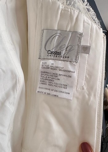 Oleg Cassini Güpürlü Balık Model Gelinlik - Görsel 9