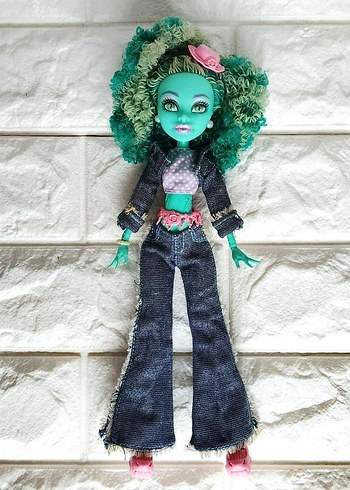 Monster High Honey Swamp