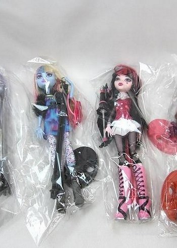 Monster High Bebekler