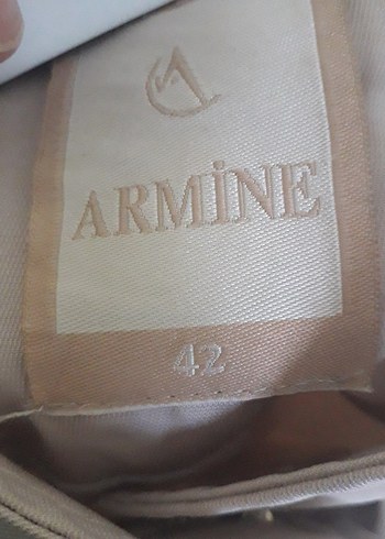 Düğmeli Uzun Bej Kadın Trençkot - Görsel 3