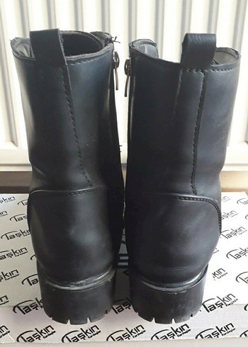 Kadın Siyah Deri Goth Botlar - Görsel 2