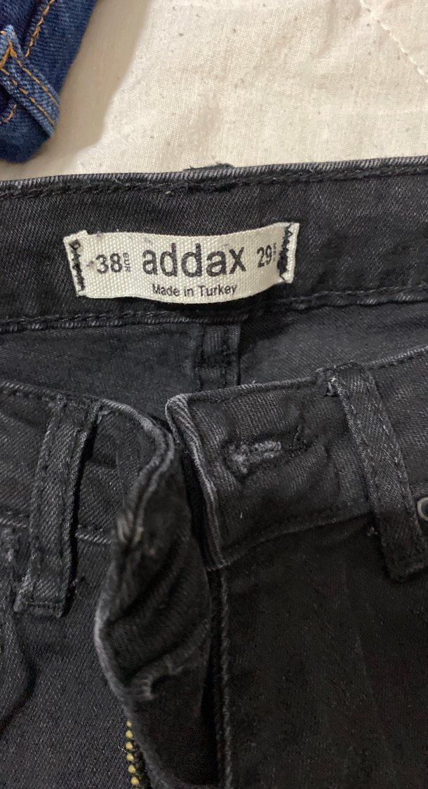 Kadın Gri Kemerli Dar Kesim Kot Pantolon - Görsel 2