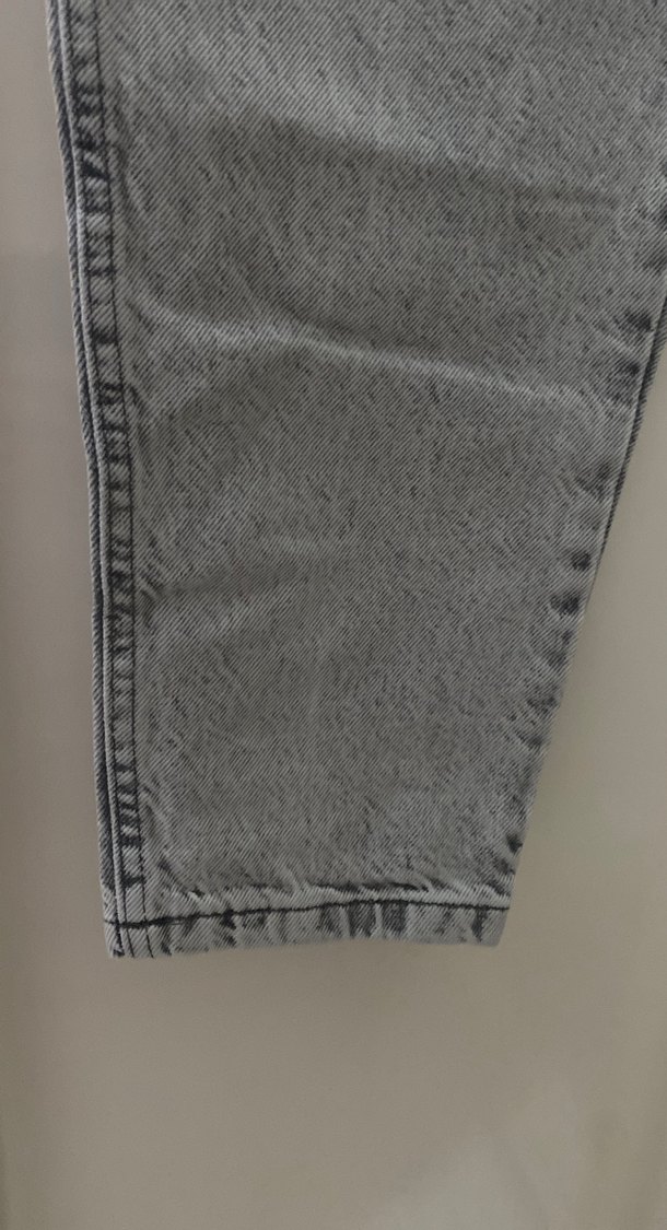 Gri Düğmeli Bol Kesim Midi Kot Pantolon - Görsel 3