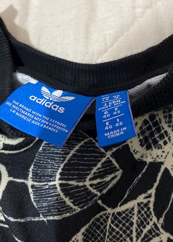 Dantelli Baskılı Siyah Kadın Sweatshirt - Görsel 3