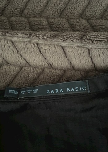 Zara Uzun Kollu Siyah V Yaka Fırfırlı Bluz