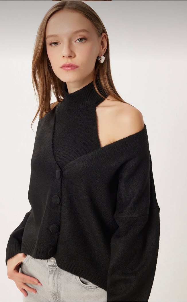 Bej Düğmeli Boğazlı Kısa Triko Kazak - Görsel 2