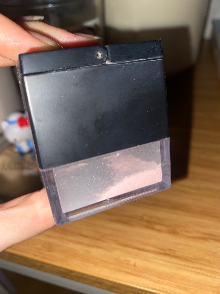 Huda Beauty Mini Cherry Blossom Pudra - Görsel 4