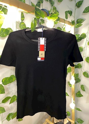 Tommy Hilfiger Siyah Kadın Tişört