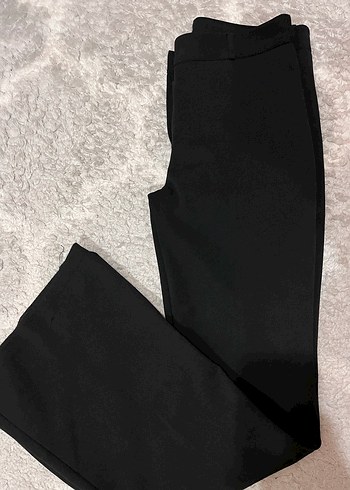 Siyah Kadın Uzun Yumuşak Kumaş Pantolon - Görsel 2