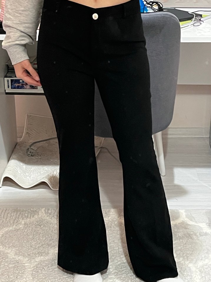 Siyah Kadın Uzun Yumuşak Kumaş Pantolon - Görsel 4