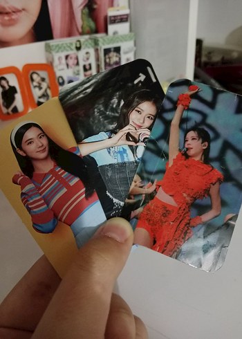 JİSOO photocard