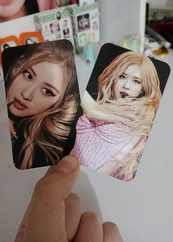 rose photocard 2 tane