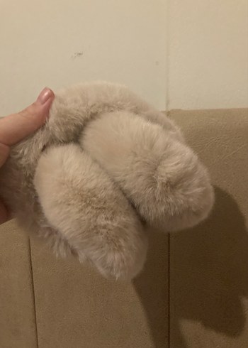 Bej Kürklü Kadın kulaklık - Görsel 2