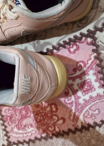 Nike Pembe Bağcıklı Kadın Spor Ayakkabı