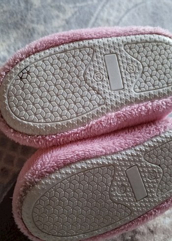 21 Beden Kız Çocuk Pembe Sıcak Kürklü Ev Terliği