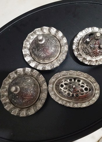 Gri İşlemeli Geleneksel Sofra Takımı