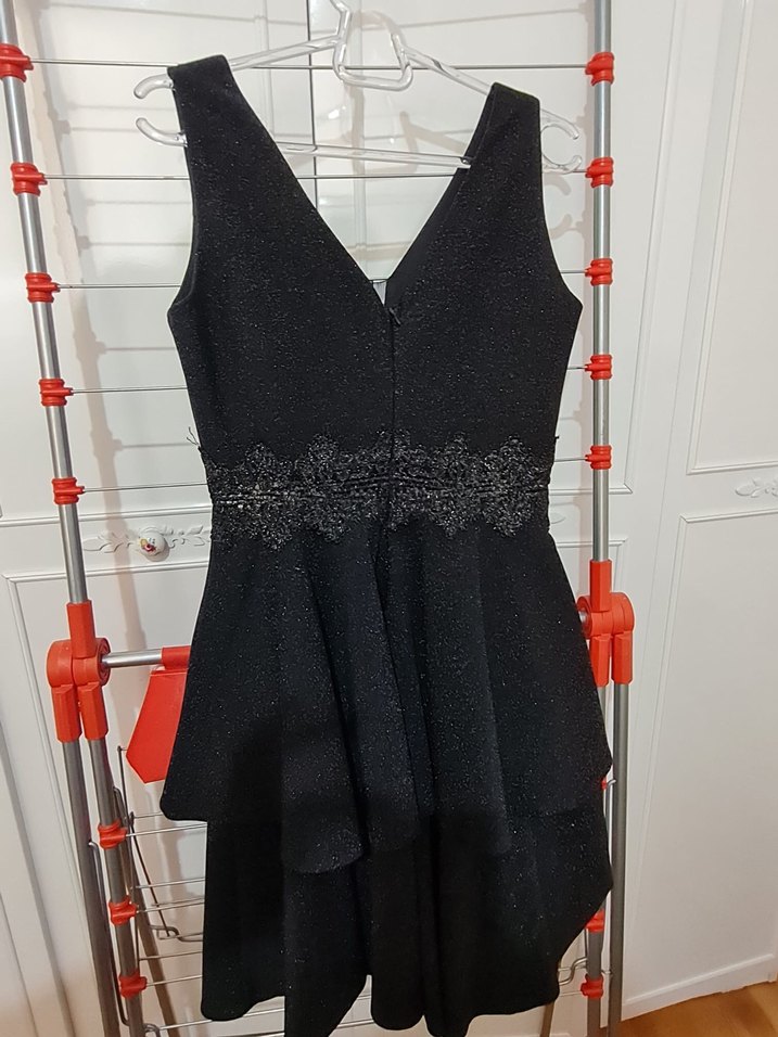 Siyah Nakışlı V Yaka Mini Abiye Elbise - Görsel 2