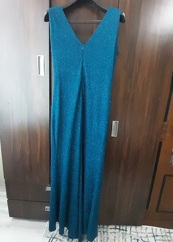48 Beden Parlak Mavi Drapeli Uzun Abiye Elbise