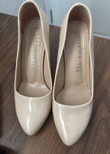 35 Beden Bej Stiletto Topuklu Kadın Ayakkabı