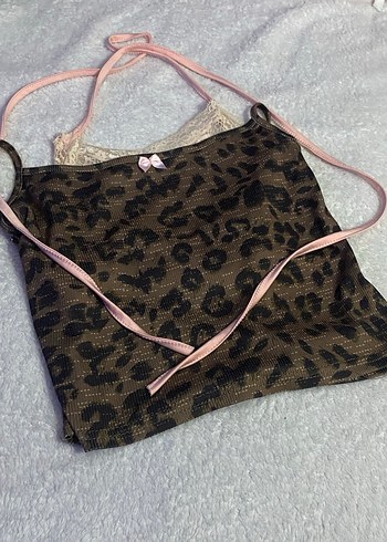 Dantel  detaylı askılı crop - Görsel 3