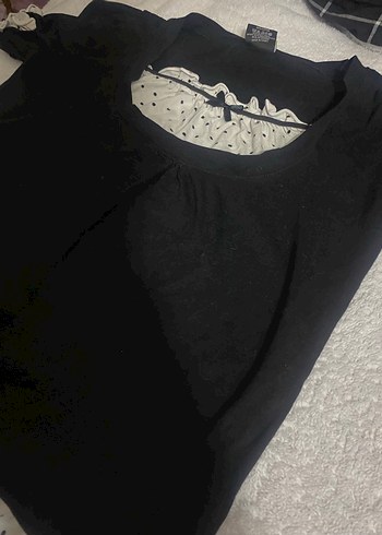 Siyah Kısa Kollu Fırfırlı  crop - Görsel 2