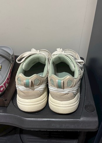 Zara Beyaz Bağcıklı Kadın Spor Ayakkabı - Görsel 3