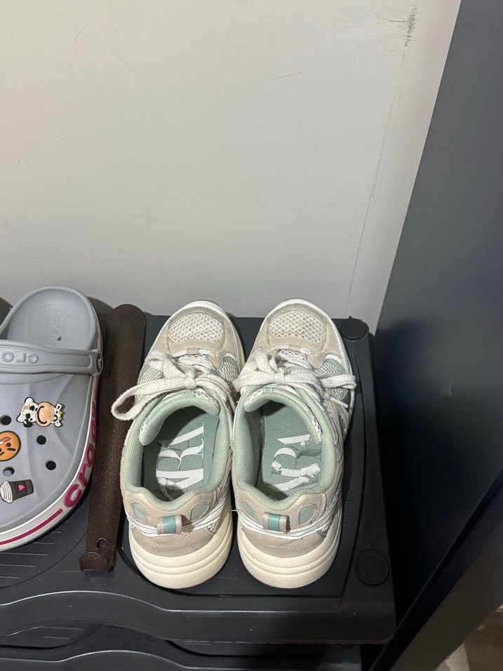 Zara Beyaz Bağcıklı Kadın Spor Ayakkabı - Görsel 2