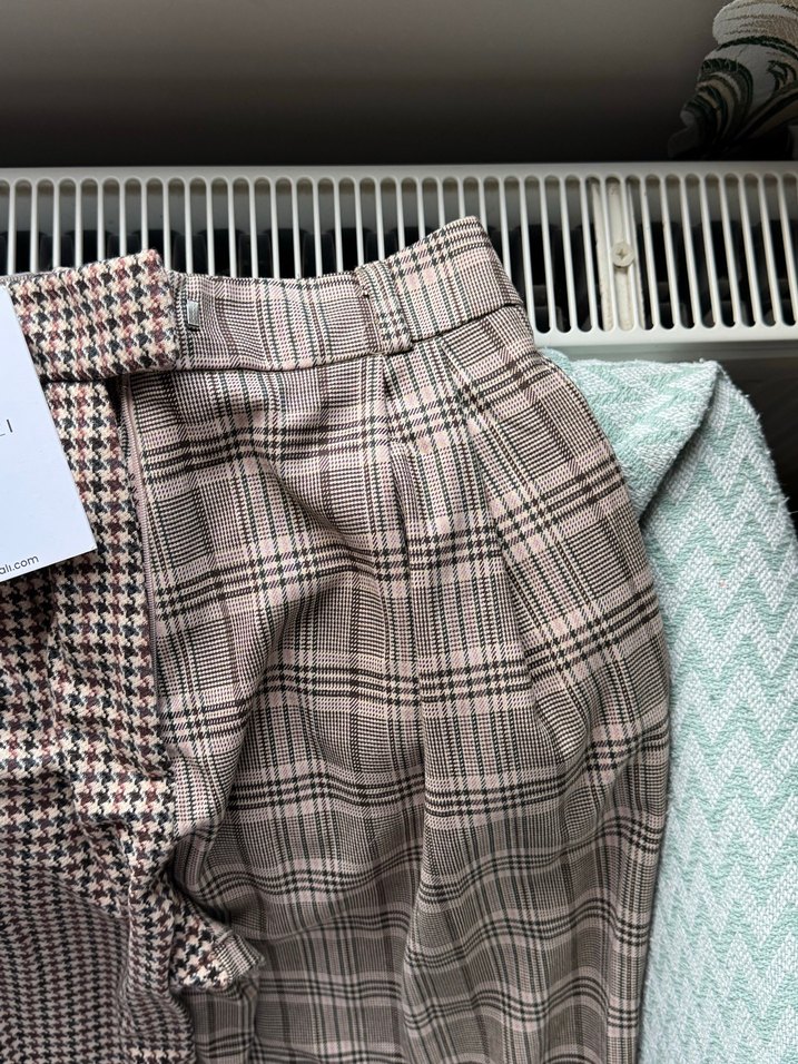 Vatkalı Bej Ekose Desenli Kadın Kumaş Pantolon - Görsel 5