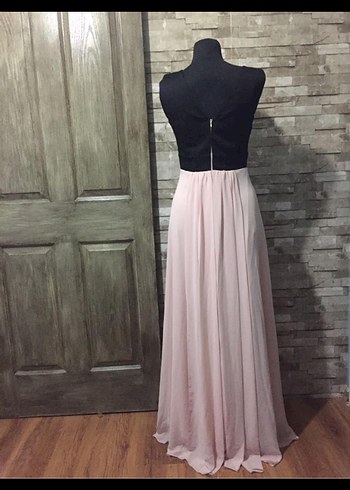 s Beden Koyu Pembe Strappy Dantel Detaylı Uzun Abiye Elbise