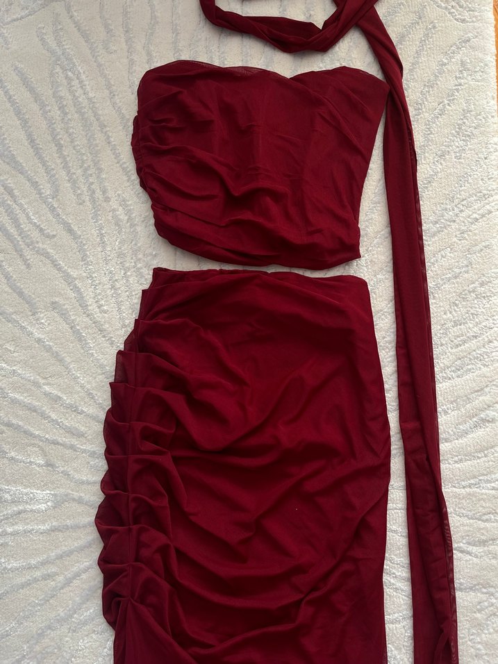 Bordo Drapeli Uzun Straplez Abiye Elbise - Görsel 2