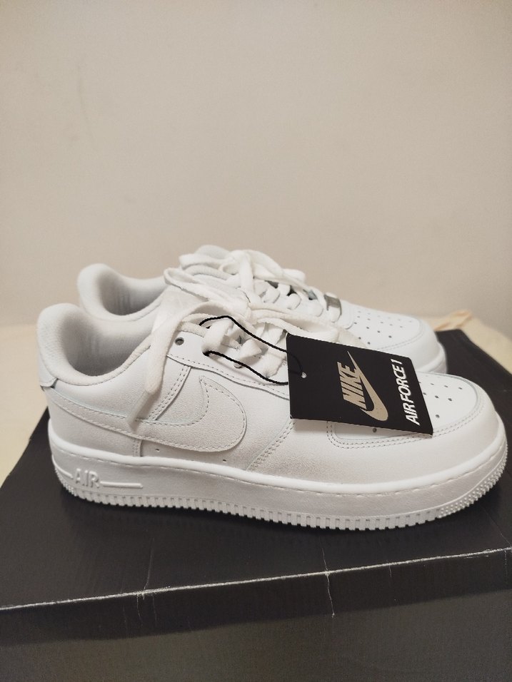 Nike Air Force kadın ayakkabısı - Görsel 2