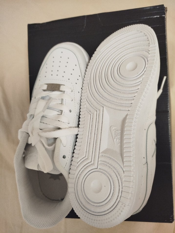 Nike Air Force kadın ayakkabısı - Görsel 4