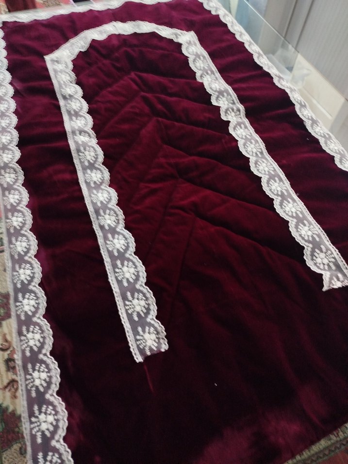 Bordo Nakışlı Seccade - Görsel 3