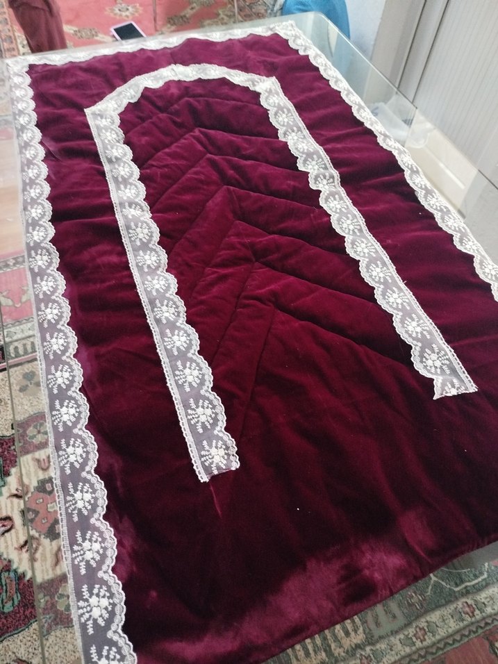 Bordo Nakışlı Seccade - Görsel 2