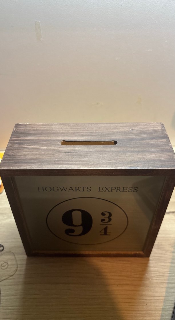 Hogwarts Express 9 3/4 Ahşap Kumbara - Görsel 2
