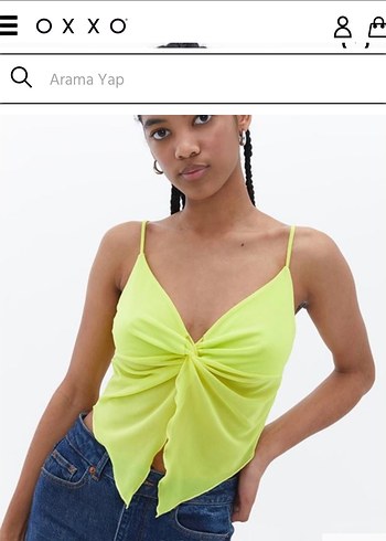 Sarı V Yaka İnce Askılı Bluz - Görsel 2