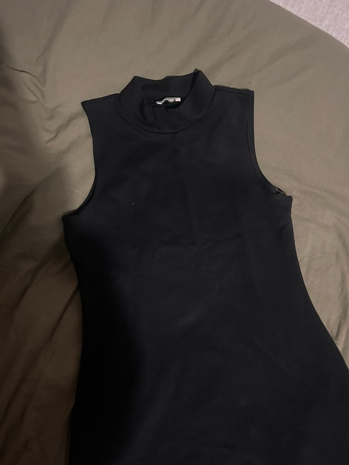 Siyah Yarım Balıkçı Yaka Midi Elbise - Görsel 2